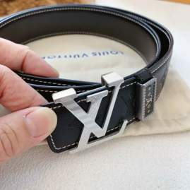 Picture of Louis Vuitton Belts _SKUfw190200129fw